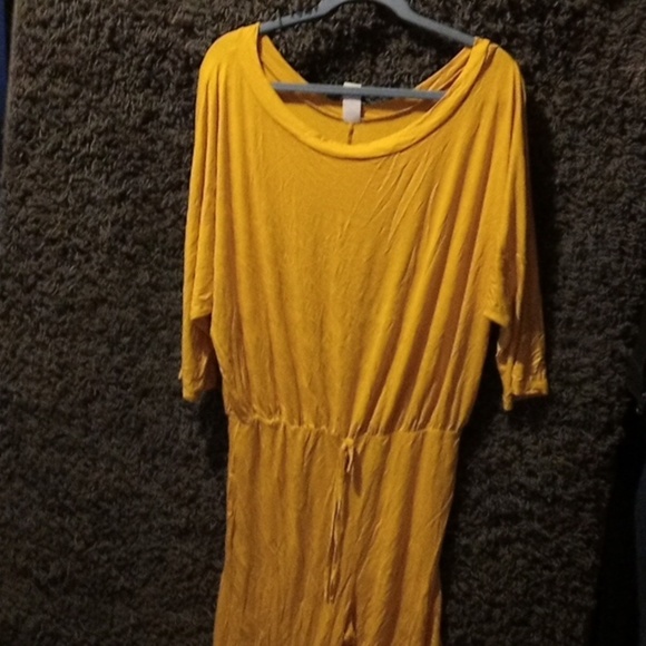 Pants - MUSTARD colored jumpsuit